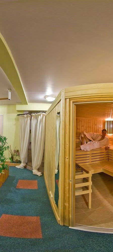 אלוס Hotel Du Hameau מראה חיצוני תמונה